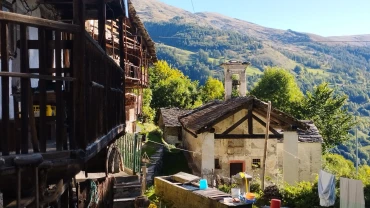 Trekking, Trekking in autonomia in Valle Maira