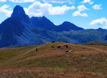 Trekking, Valle Maira: hiking in the little